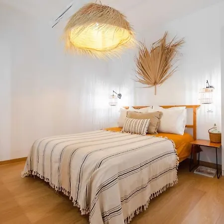 Grand T2 - 100 M De La - Clim Apartman