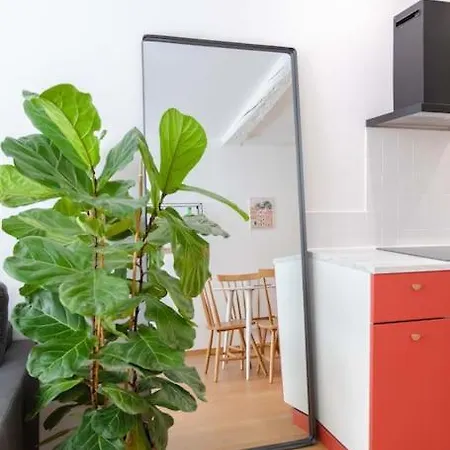 Grand T2 - 100 M De La - Clim Appartement *